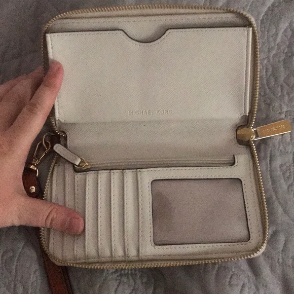 Michael Kors Wristlet - Picture 3 of 3